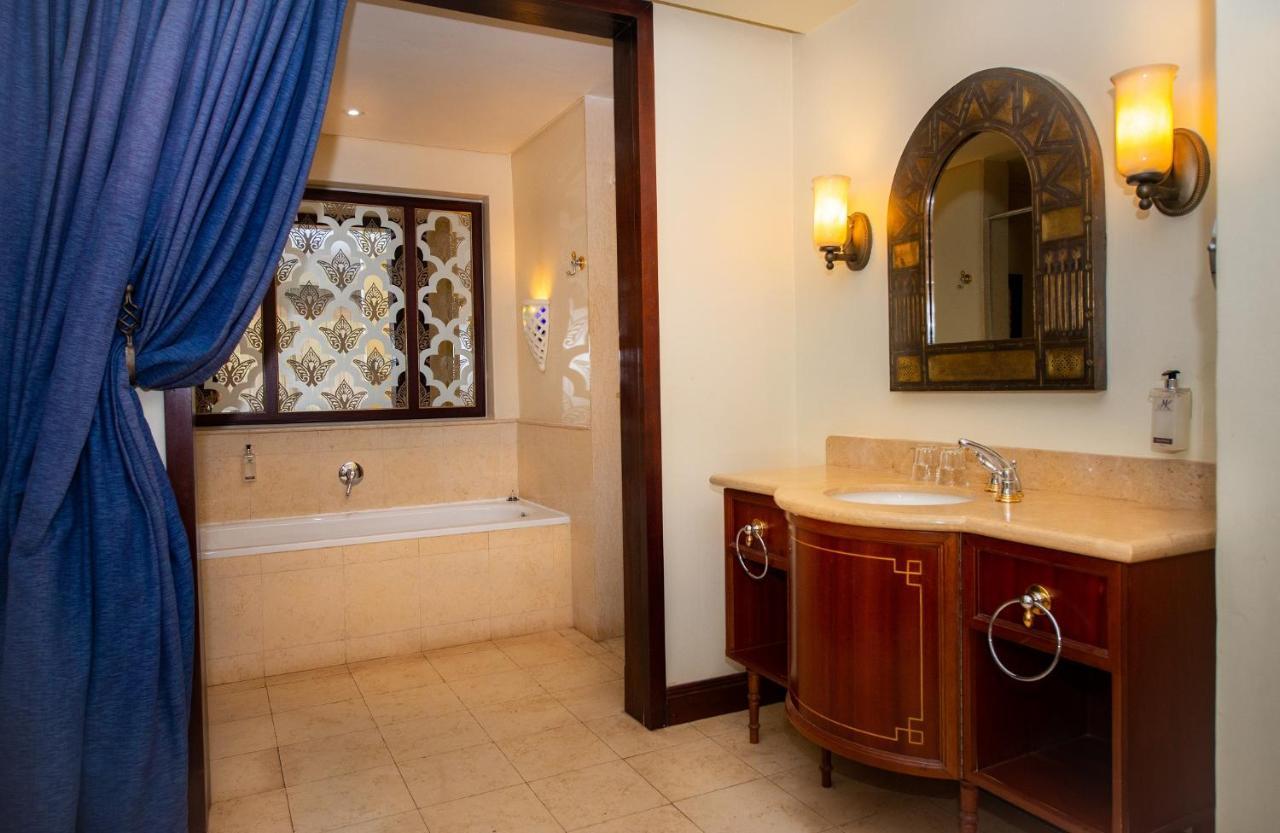 Lombardy Boutique Hotel & Conference Venue Pretoria-Noord Εξωτερικό φωτογραφία